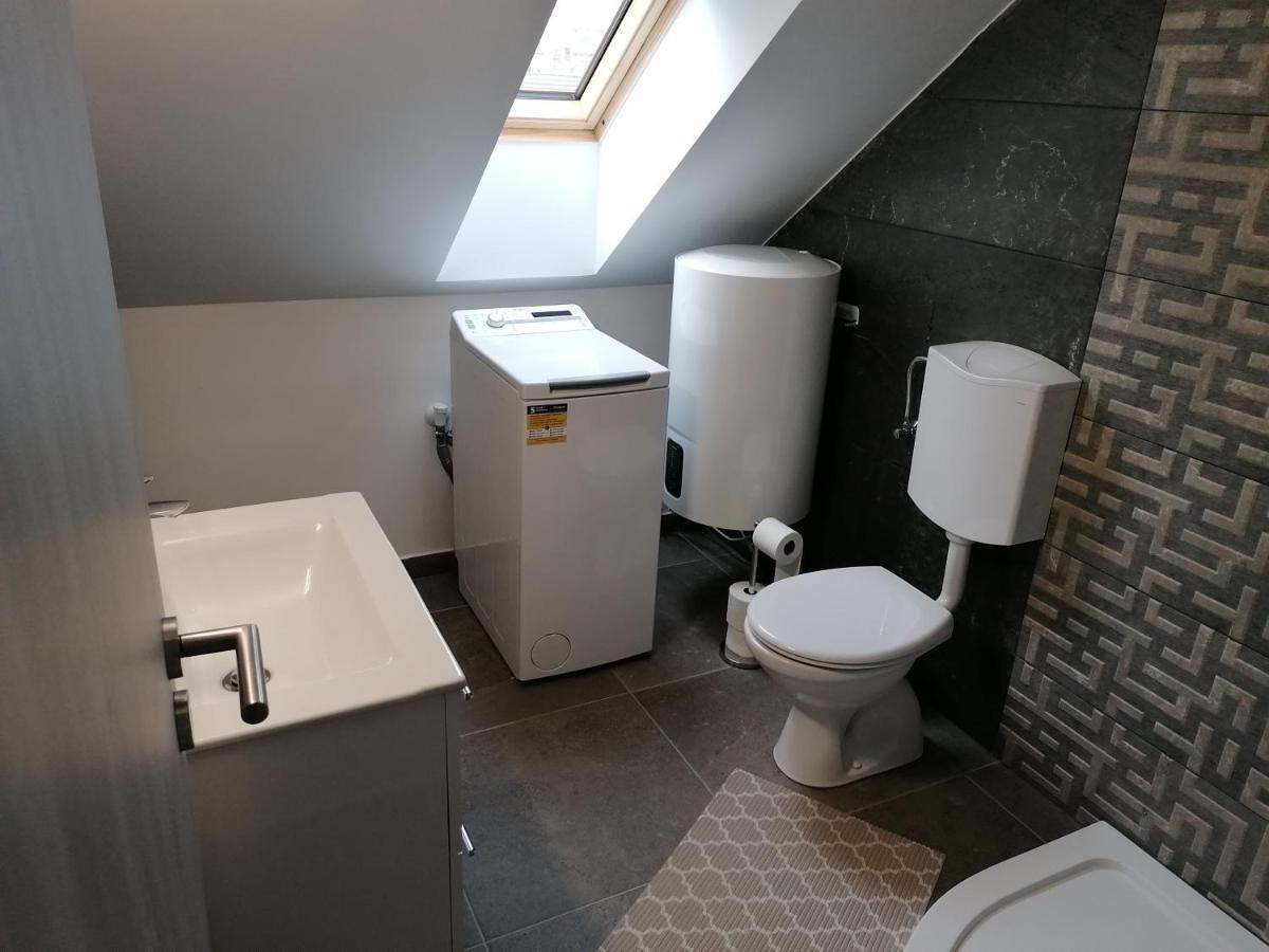 Mohacs Apartman Eksteriør billede